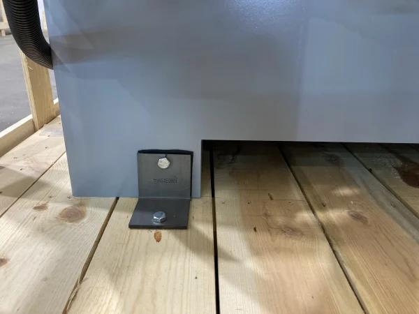 Fixing of ELITE sharpening machines on the pallet